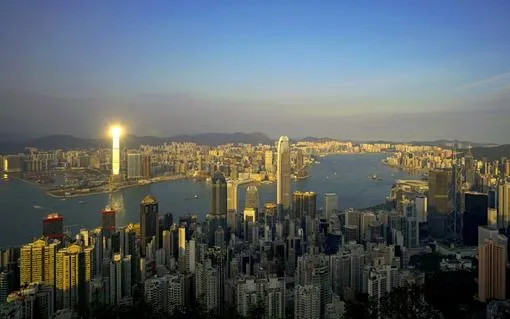 香港上半年外汇基金投资收入1040亿港元