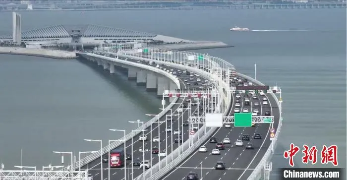 深中通道中秋假期日均车流量超过10.5万车次