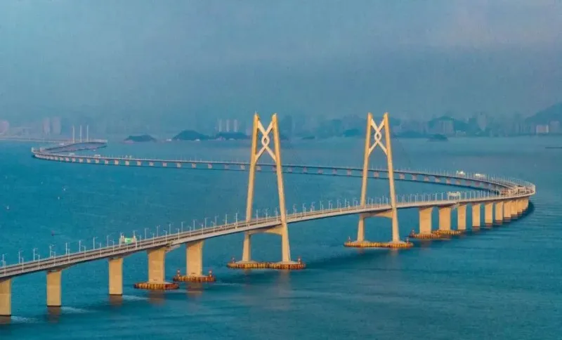 大湾区两条最长跨海通道，成功“连线”！