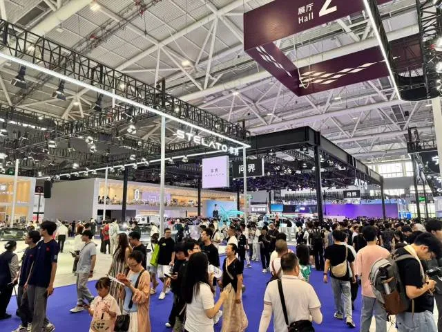 2025粤港澳大湾区车展正式开幕