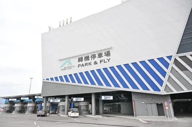 香港口岸转机停车场。官方供图